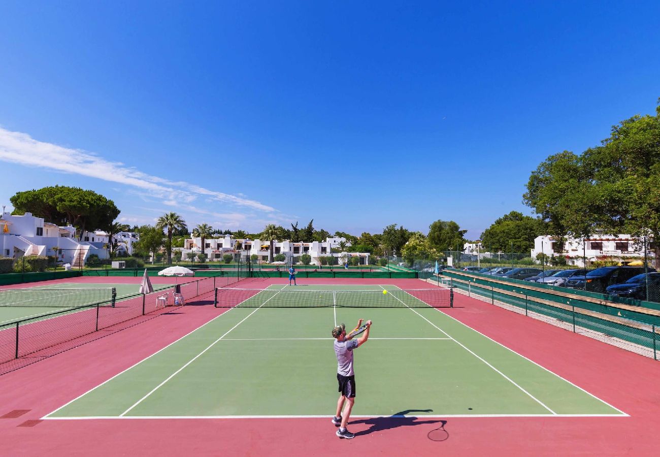 Ferienwohnung in Olhos D´Água - Balaia Golf