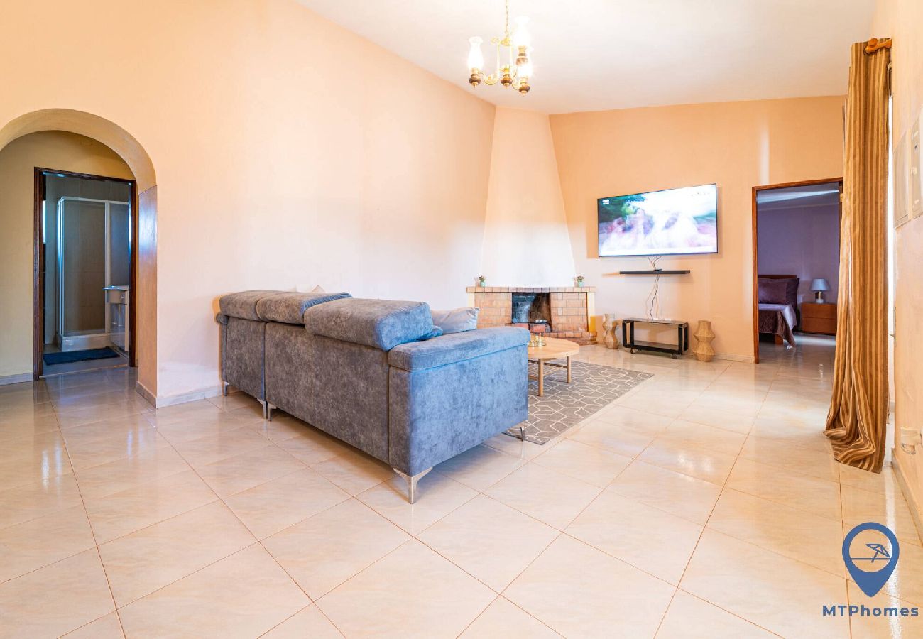 Villa in Silves - Orange House