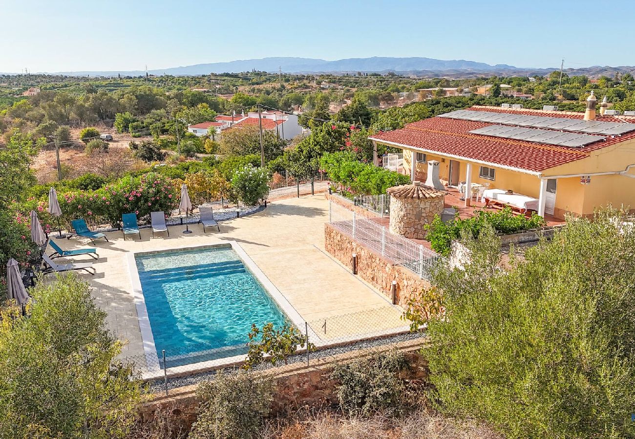 Villa in Silves - Orange House