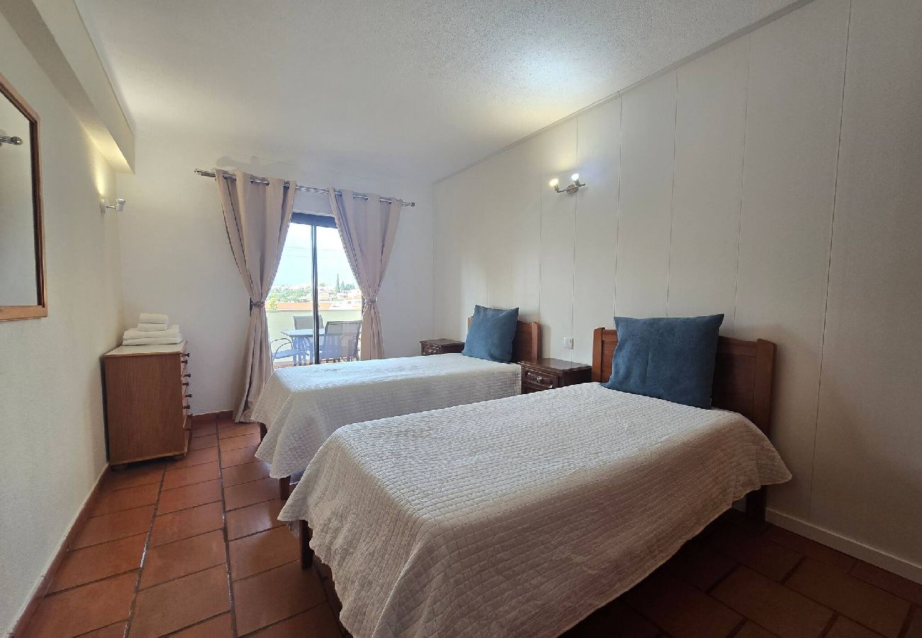 Apartment in Albufeira - Vitória 2