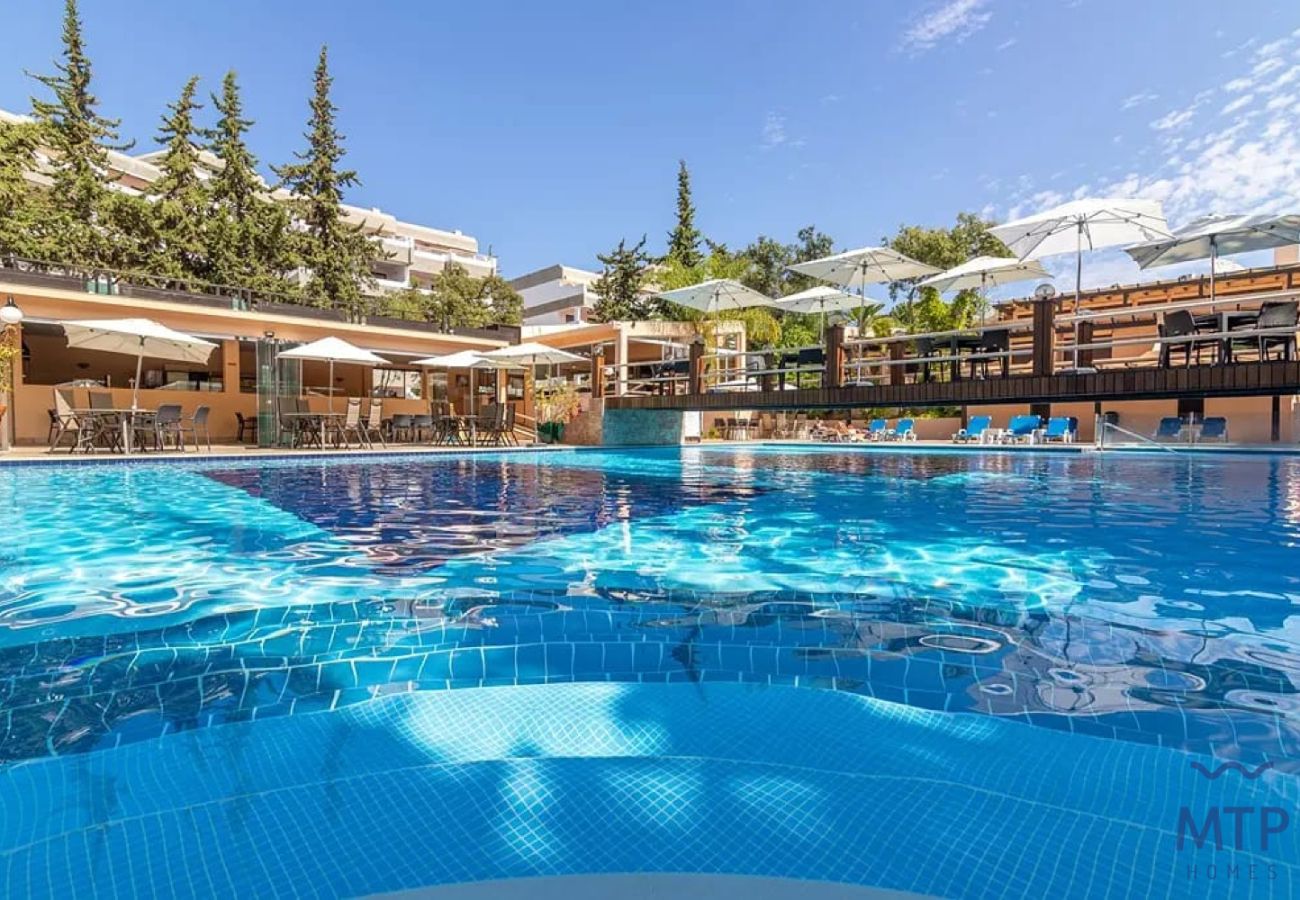 Apartment in Albufeira - Balaia Beach