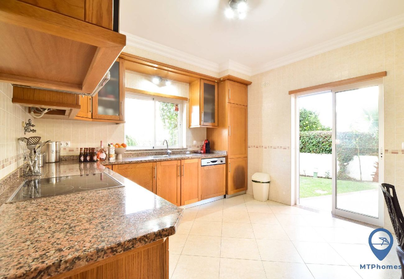 Villa en Albufeira - Alfarrobeira