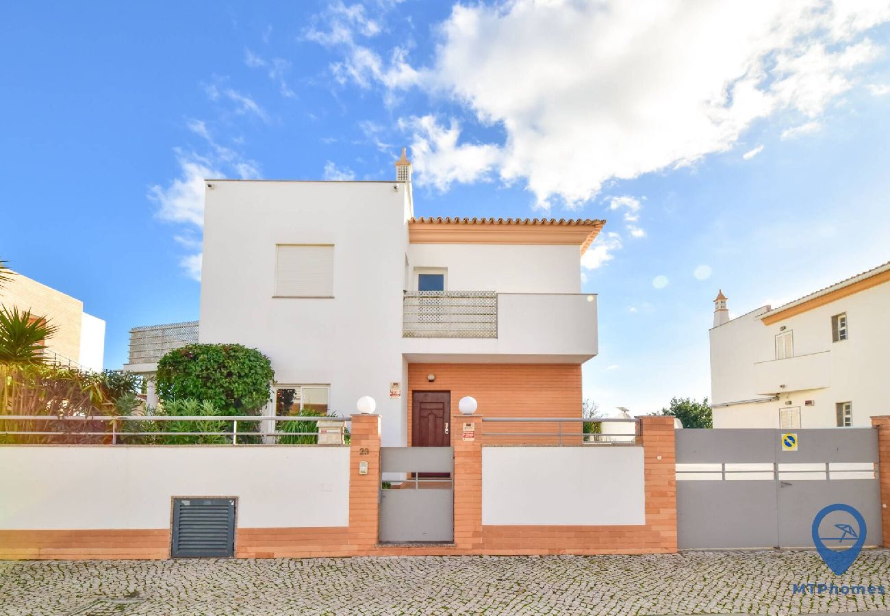 Villa en Albufeira - Alfarrobeira