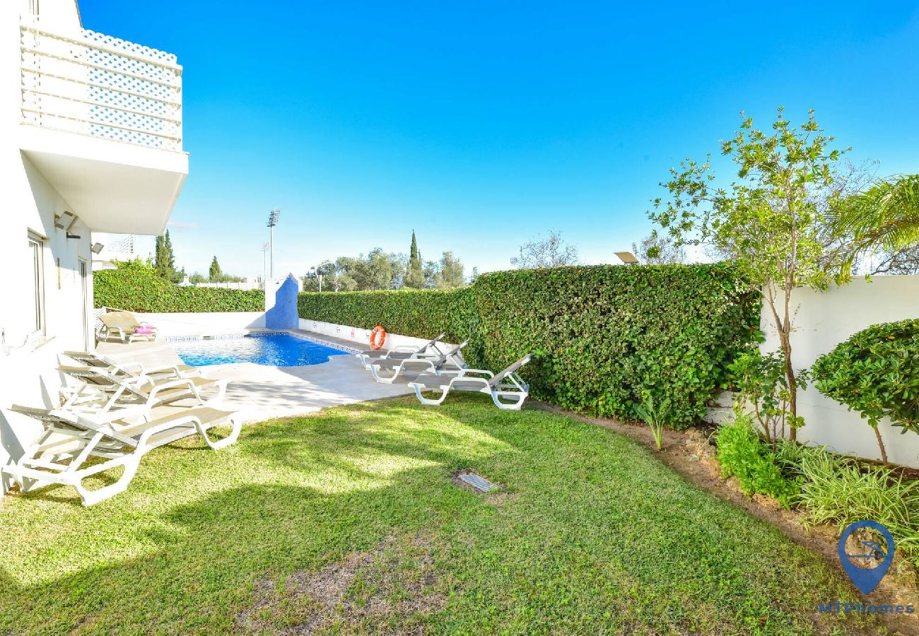 Villa en Albufeira - Alfarrobeira