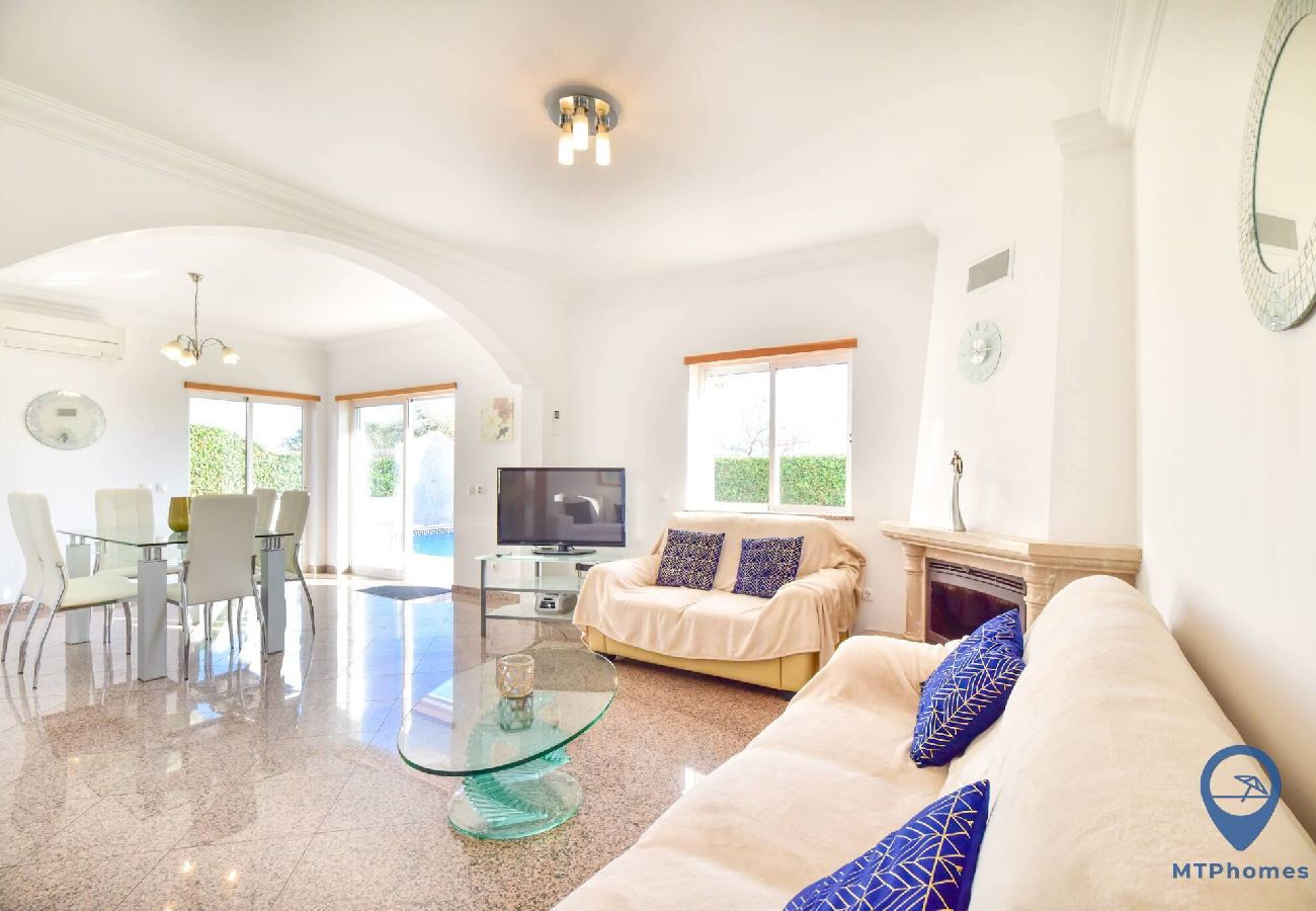 Villa en Albufeira - Alfarrobeira