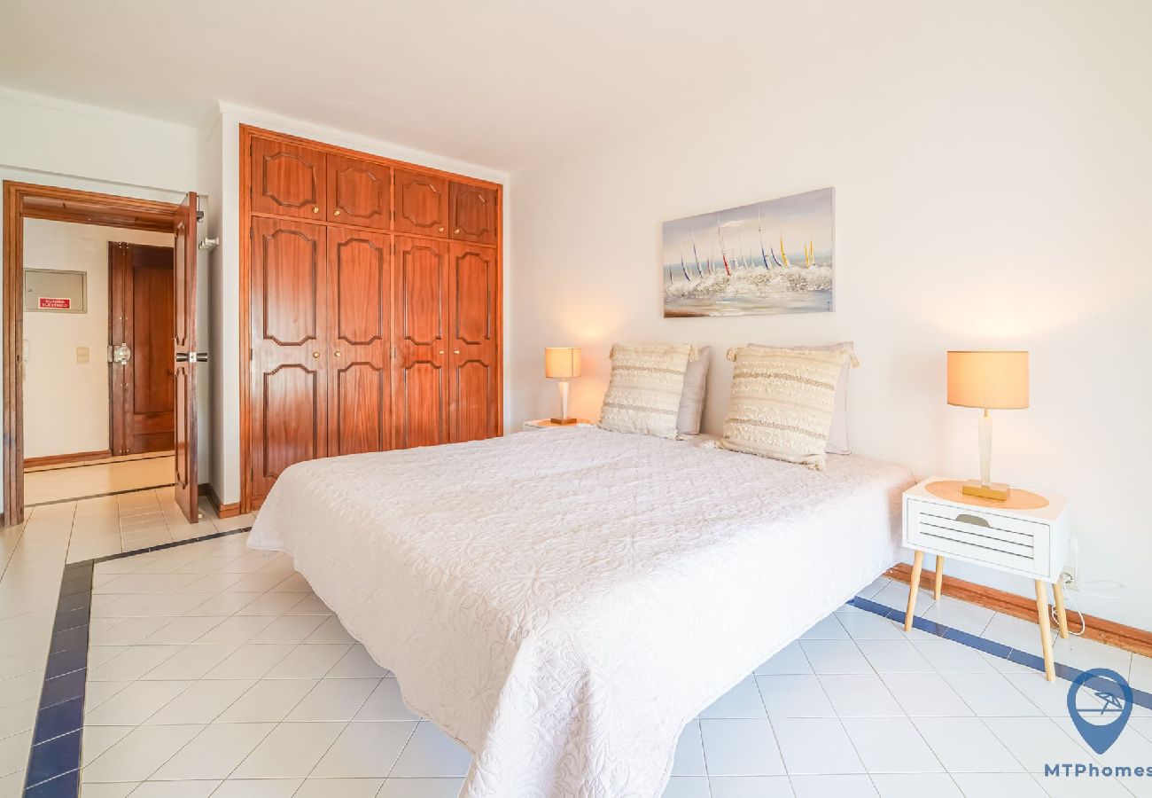 Apartamento en Guia - Salgados